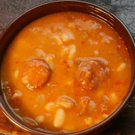 Πανσιόν Camynos